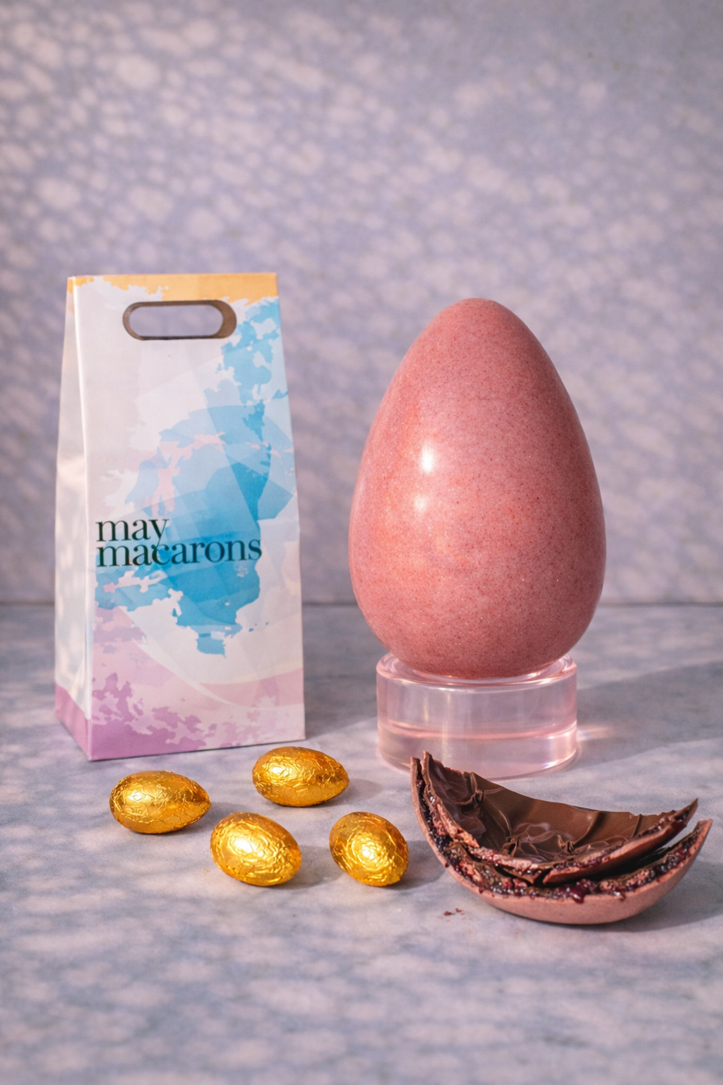 Ovo de frutas vermelhas