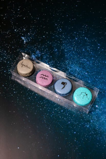 Caixa com 4 macarons - Signos - Imagem 10