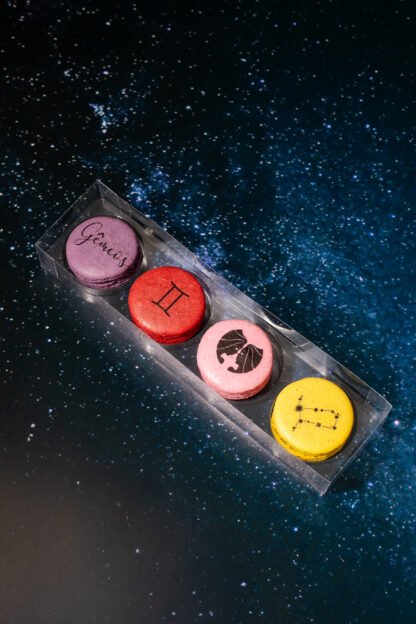 Caixa com 4 macarons - Signos - Imagem 8