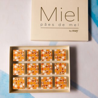 Caixa com 12 pães de mel - Abelhinhas