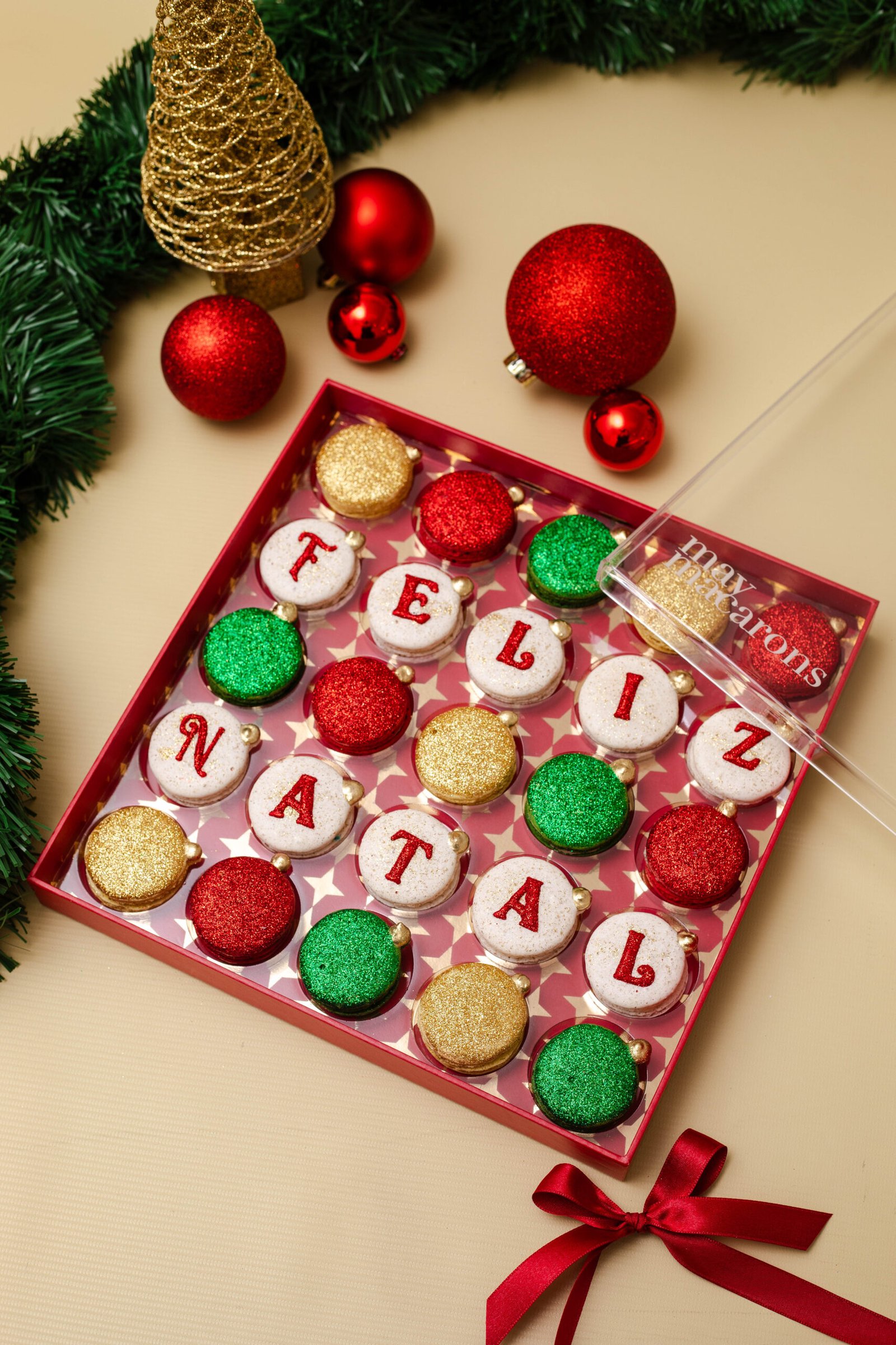 Caixa 25 macarons - Bolas de Natal - Imagem 3